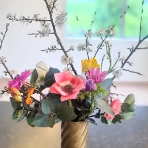 Seasonal bouquet small